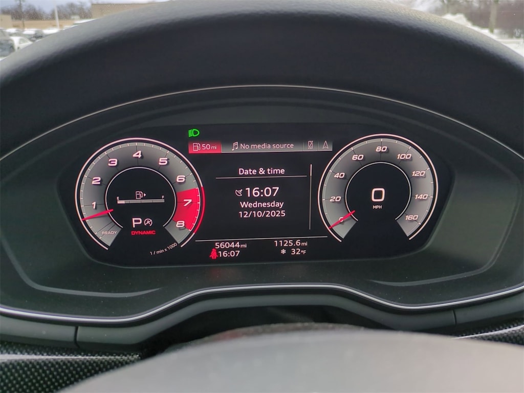 Thumbnail: 2022 Audi S5 - 16