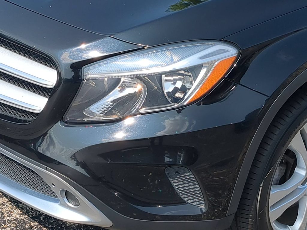 Thumbnail: 2016 Mercedes-Benz GLA - 24