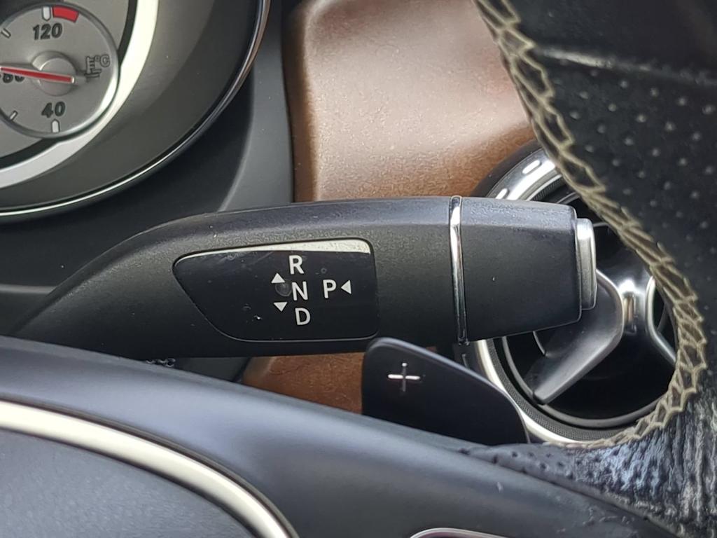 Thumbnail: 2016 Mercedes-Benz GLA - 15