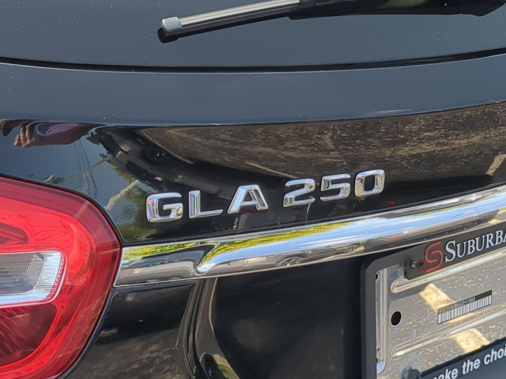 Thumbnail: 2016 Mercedes-Benz GLA - 25