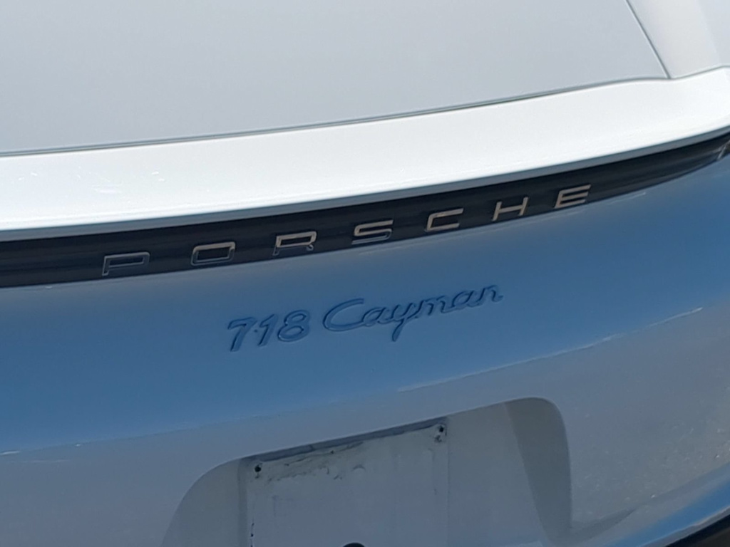 Thumbnail: 2021 Porsche 718 Cayman - 22