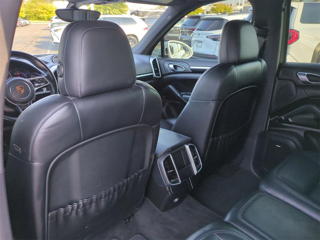 Thumbnail: 2017 Porsche Cayenne - 12