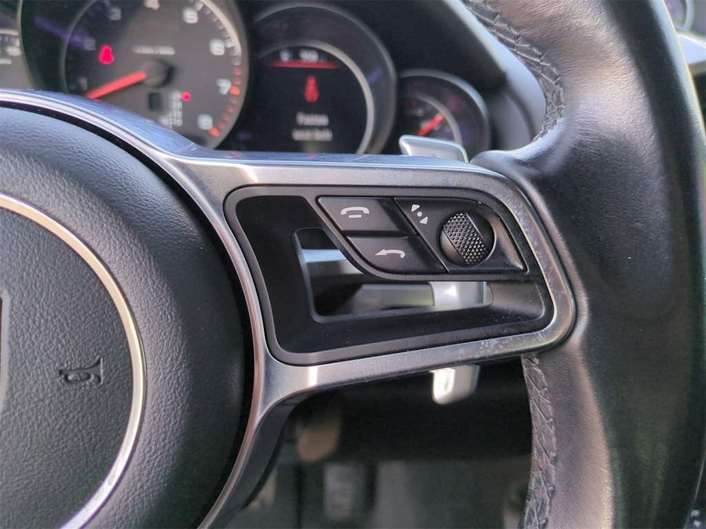 Thumbnail: 2017 Porsche Cayenne - 30