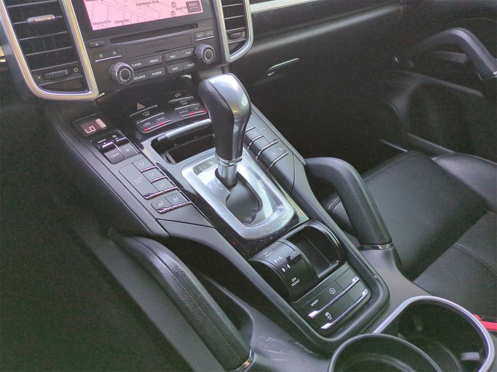 Thumbnail: 2017 Porsche Cayenne - 15