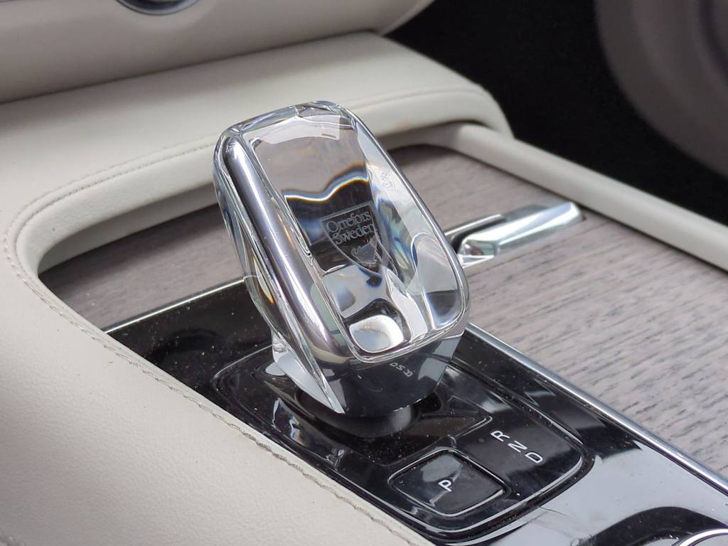 Thumbnail: 2023 Volvo V90 - 15