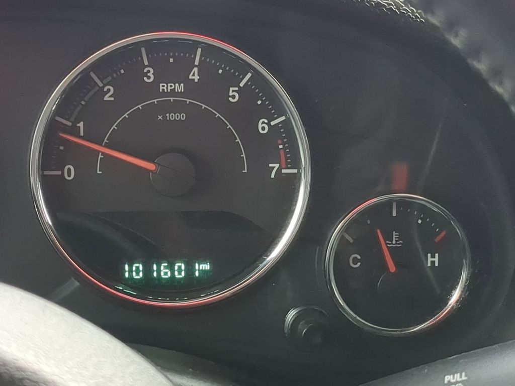 Thumbnail: 2017 Jeep Wrangler - 33