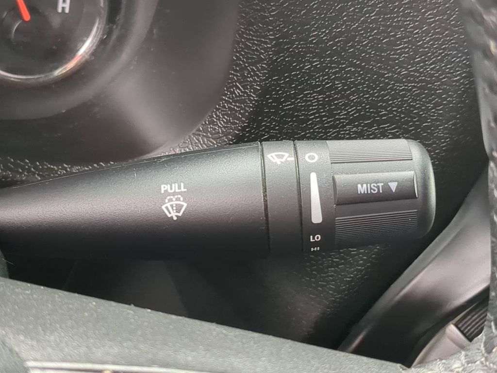 Thumbnail: 2017 Jeep Wrangler - 30