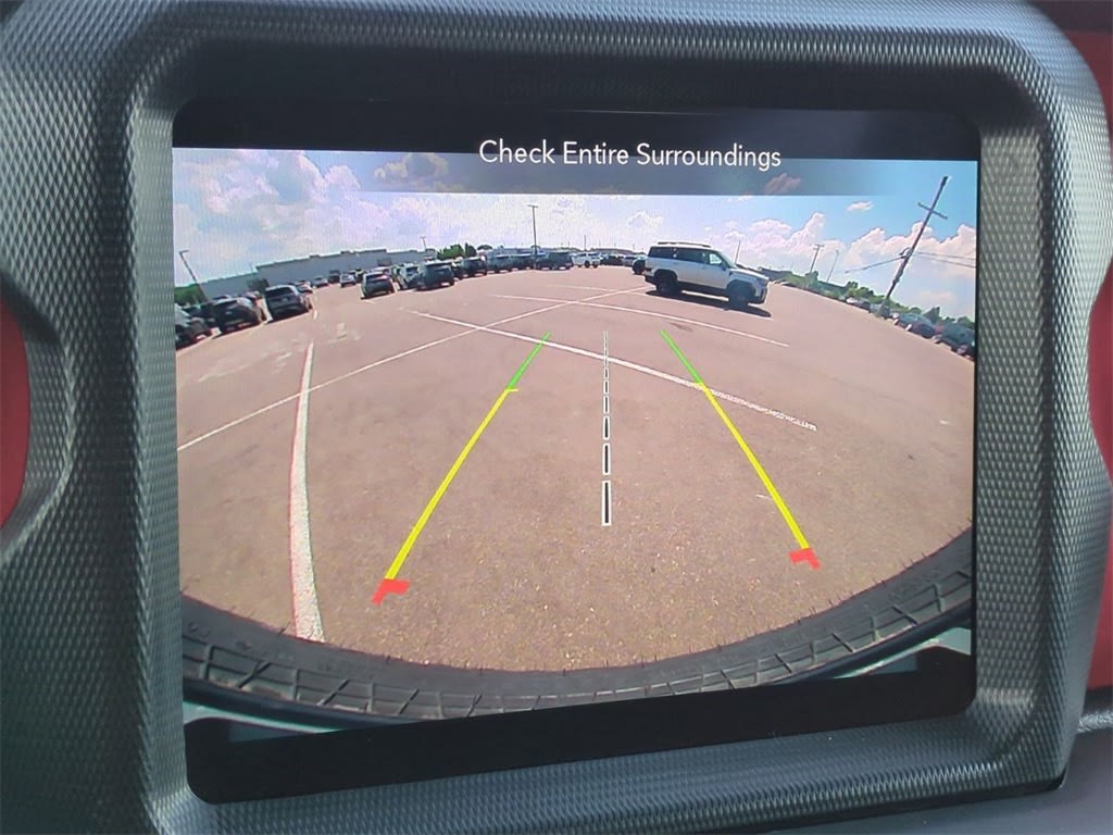 Thumbnail: 2022 Jeep Wrangler - 31