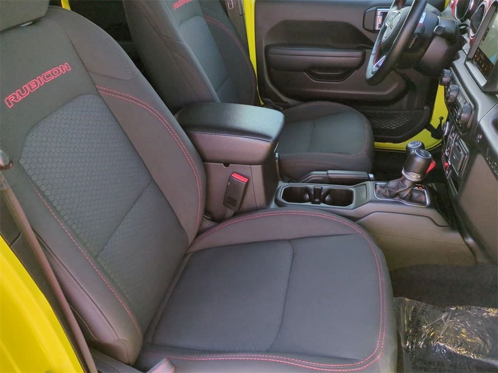 Thumbnail: 2022 Jeep Wrangler - 25