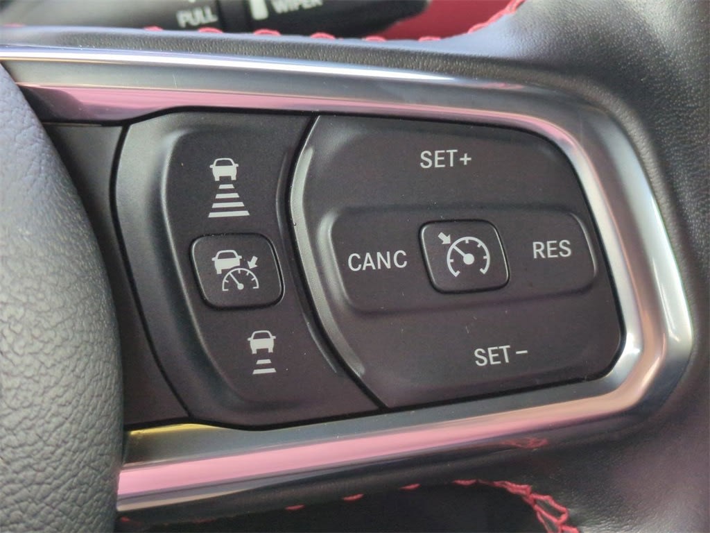 Thumbnail: 2022 Jeep Wrangler - 27