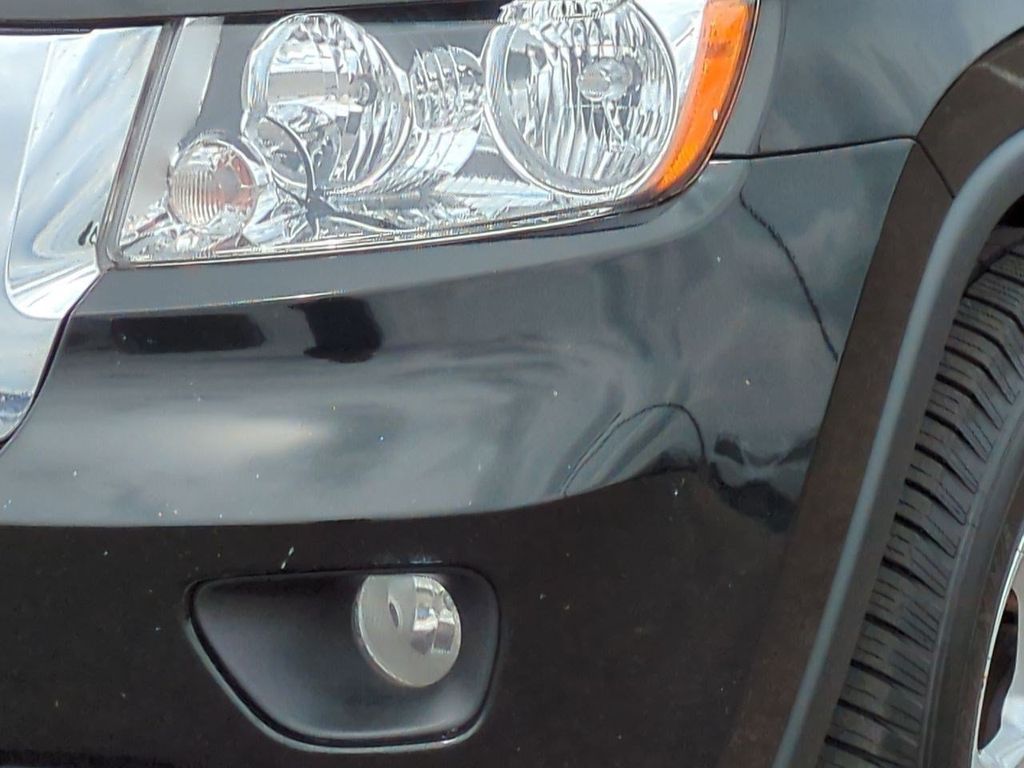 Thumbnail: 2012 Jeep Grand Cherokee - 24