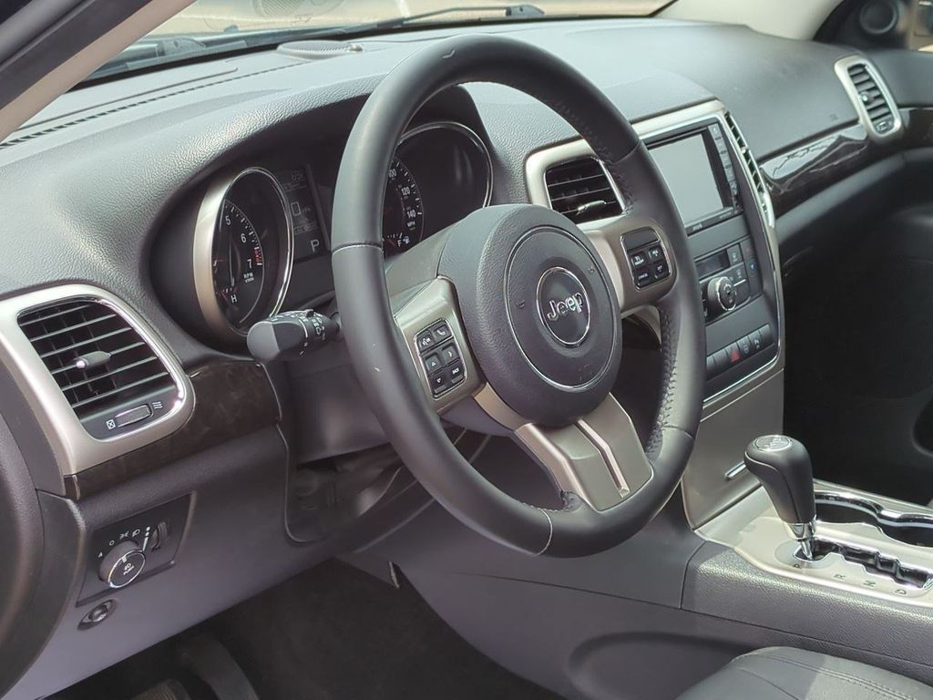 Thumbnail: 2012 Jeep Grand Cherokee - 2