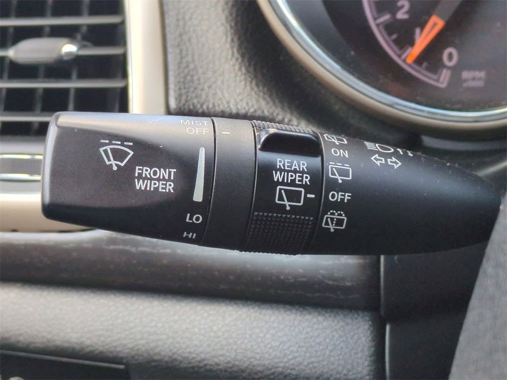 Thumbnail: 2014 Jeep Grand Cherokee - 26