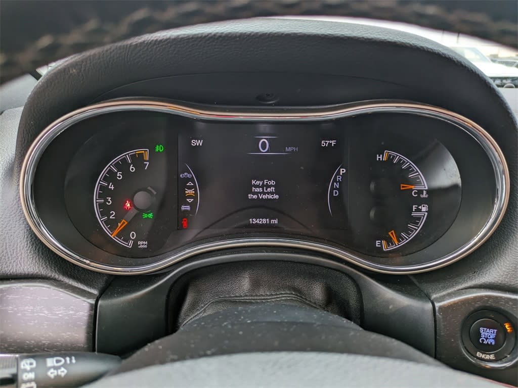 Thumbnail: 2016 Jeep Grand Cherokee - 12