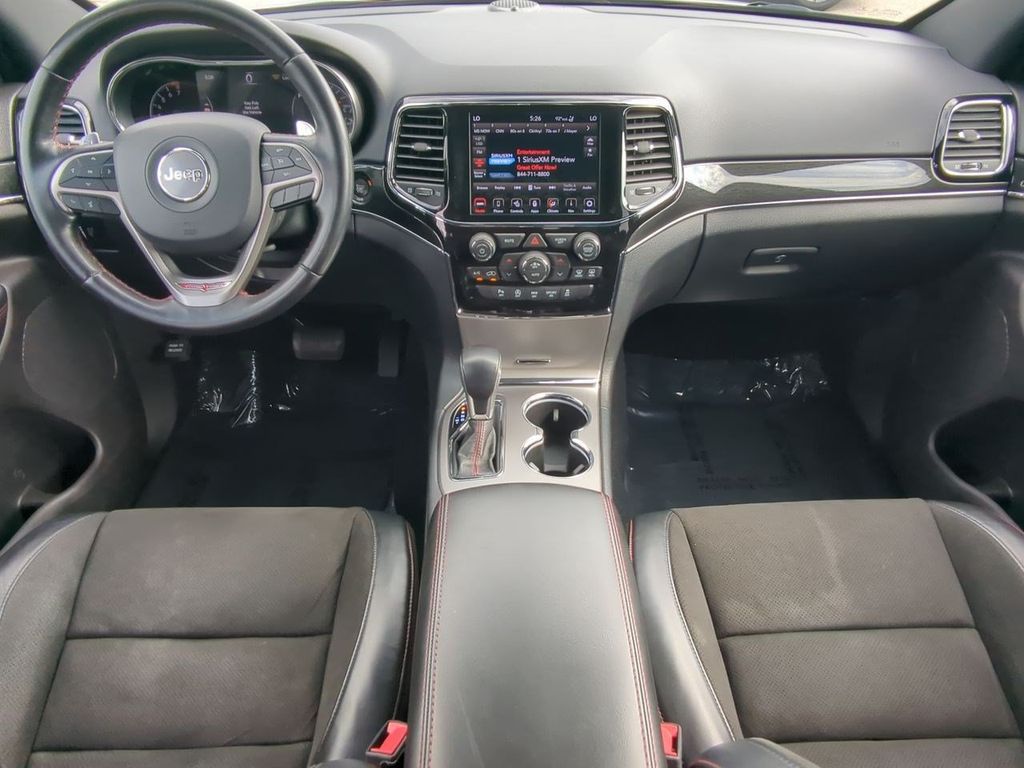 Thumbnail: 2020 Jeep Grand Cherokee - 9