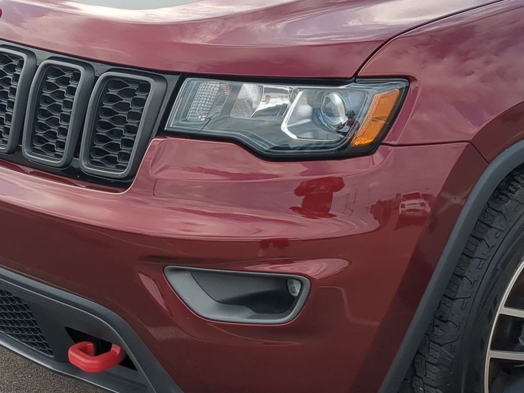 Thumbnail: 2020 Jeep Grand Cherokee - 21