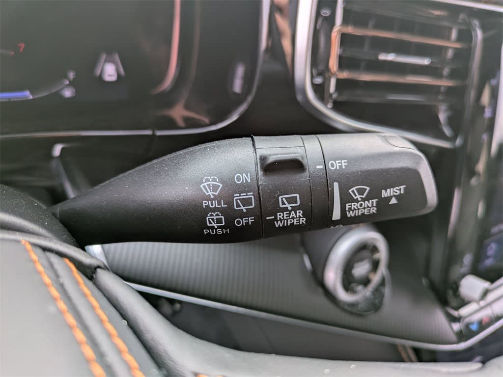 Thumbnail: 2023 Jeep Grand Wagoneer - 29