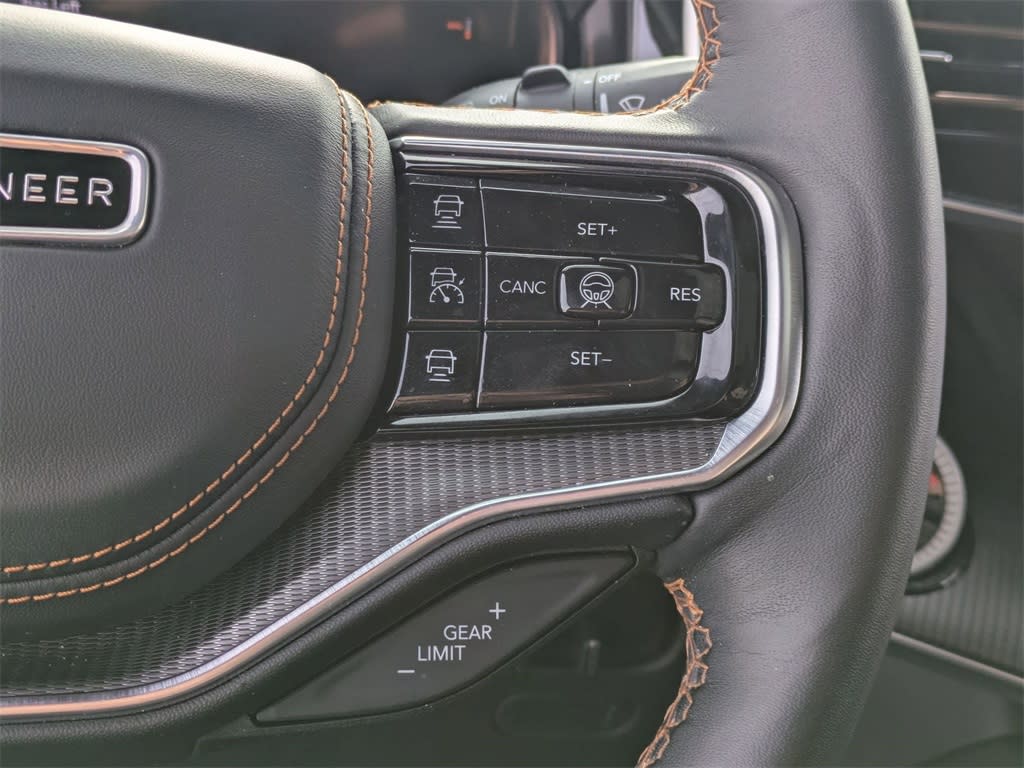 Thumbnail: 2023 Jeep Grand Wagoneer - 28