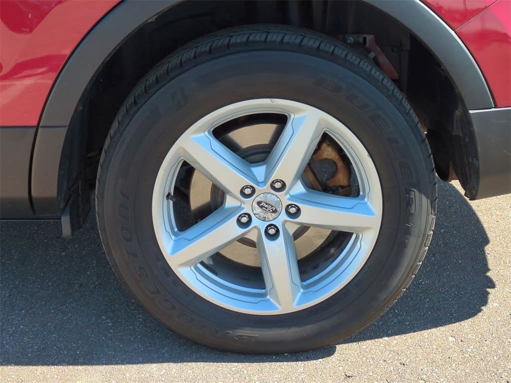 Thumbnail: 2017 Ford Explorer - 8