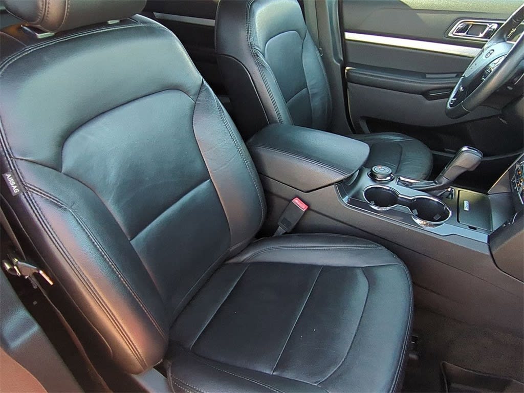 Thumbnail: 2017 Ford Explorer - 27