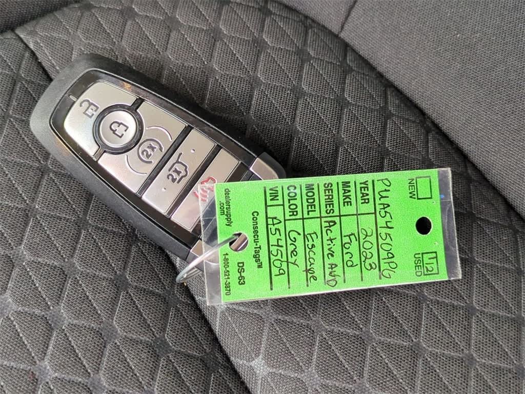 Thumbnail: 2023 Ford Escape - 18