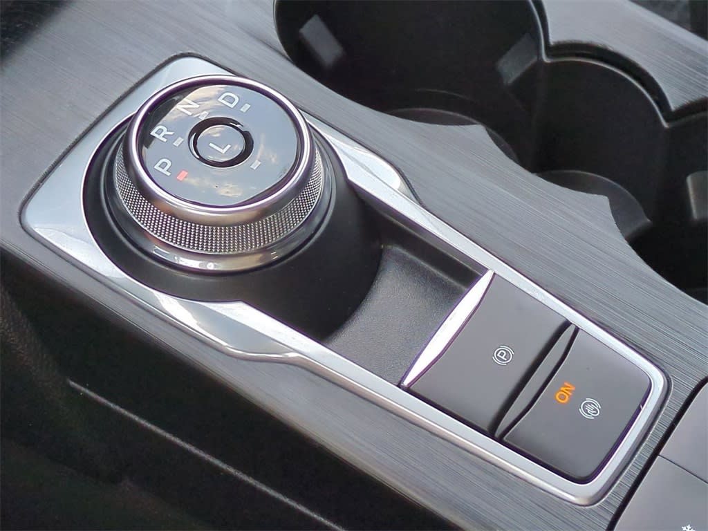 Thumbnail: 2023 Ford Escape - 15