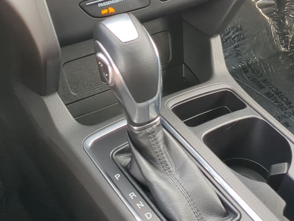 Thumbnail: 2018 Ford Escape - 15