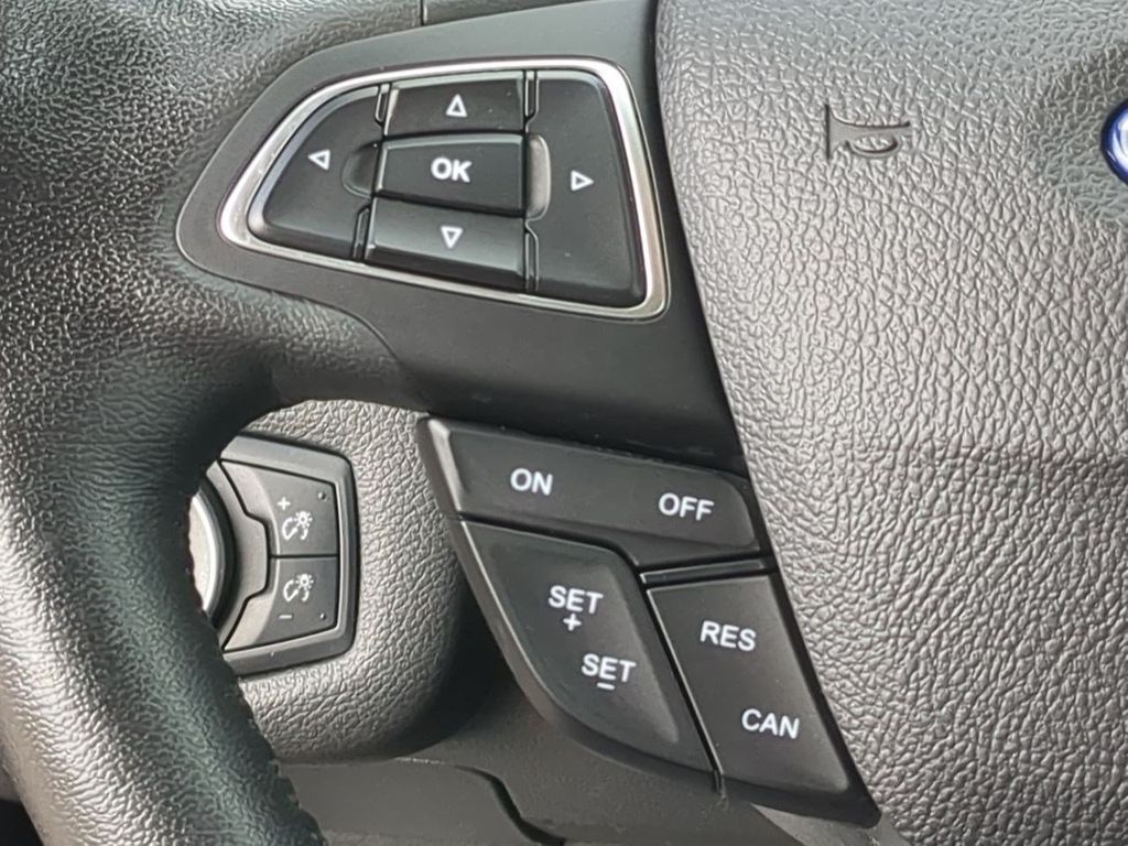 Thumbnail: 2018 Ford Escape - 26