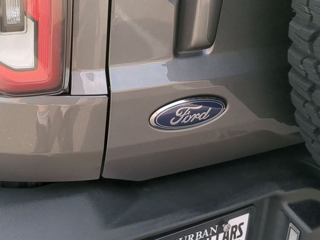 Thumbnail: 2023 Ford Bronco - 6