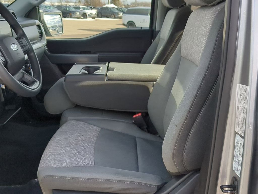 Thumbnail: 2023 Ford F-150 - 10