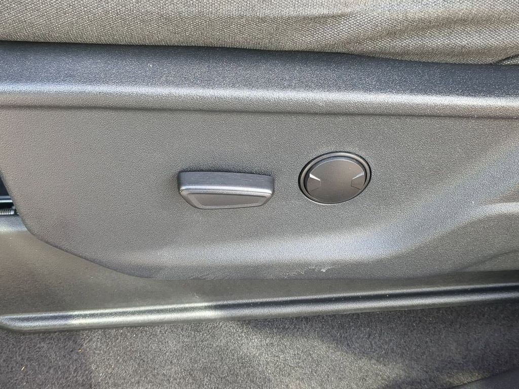 Thumbnail: 2023 Ford F-150 - 24