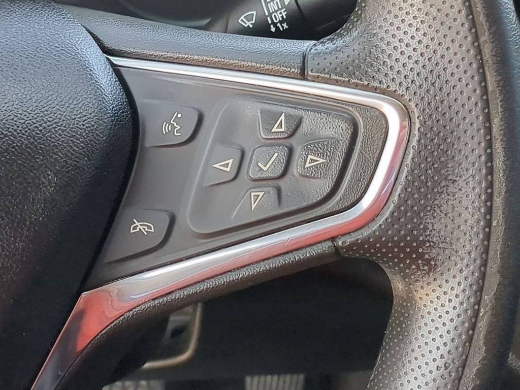 Thumbnail: 2019 Chevrolet Malibu - 29