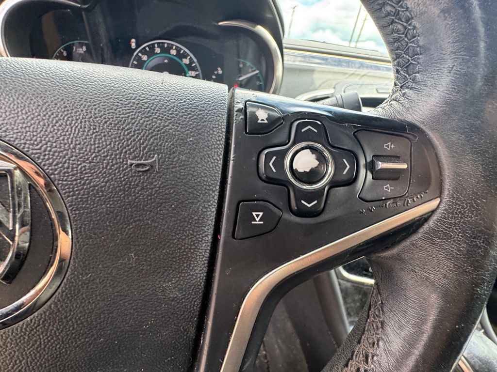 Thumbnail: 2015 Buick LaCrosse - 19