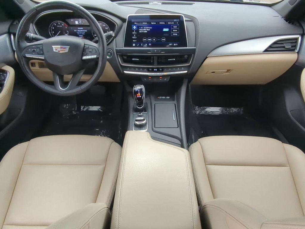 Thumbnail: 2024 Cadillac CT5 - 9