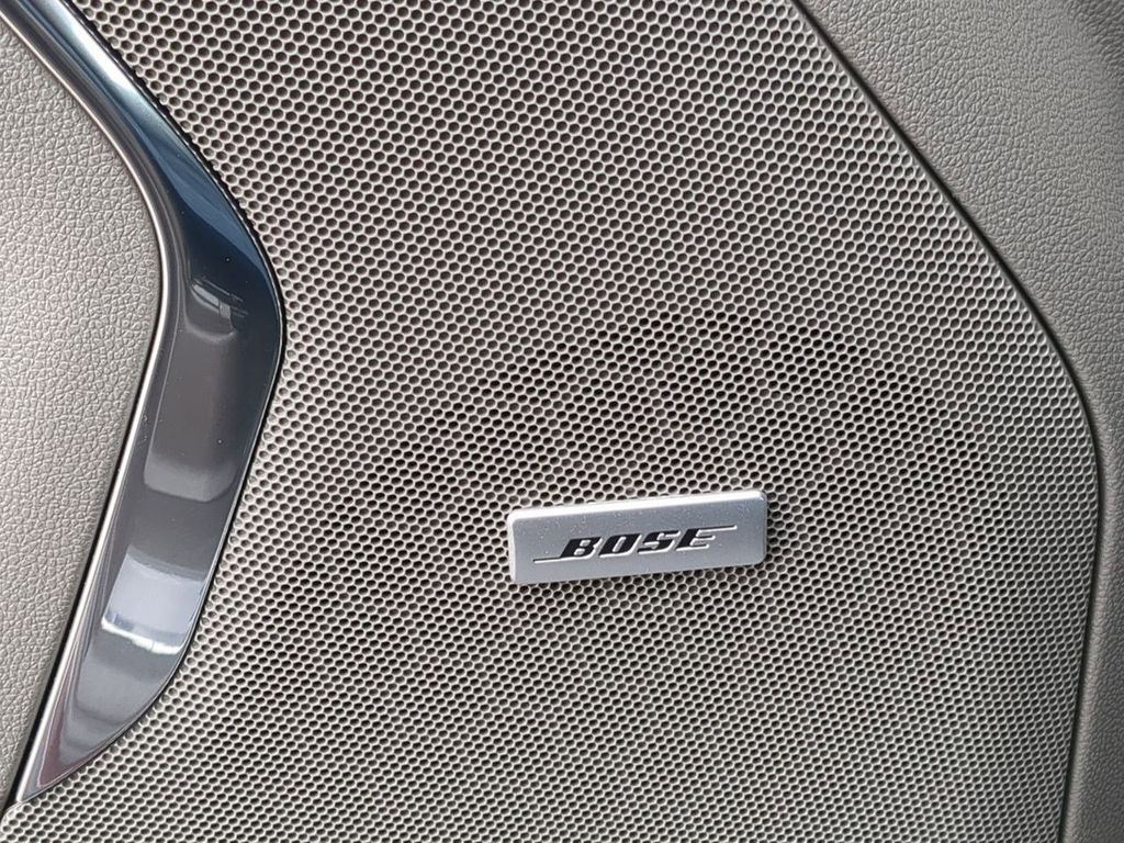 Thumbnail: 2023 GMC Yukon XL - 34