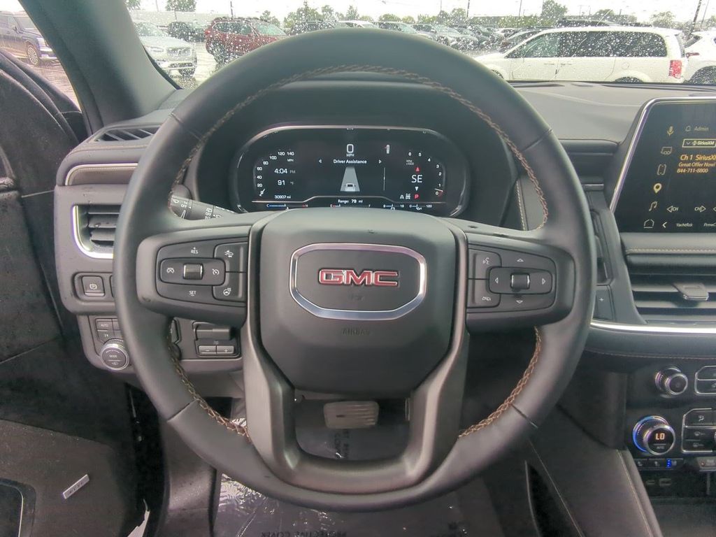 Thumbnail: 2024 GMC Yukon XL - 13