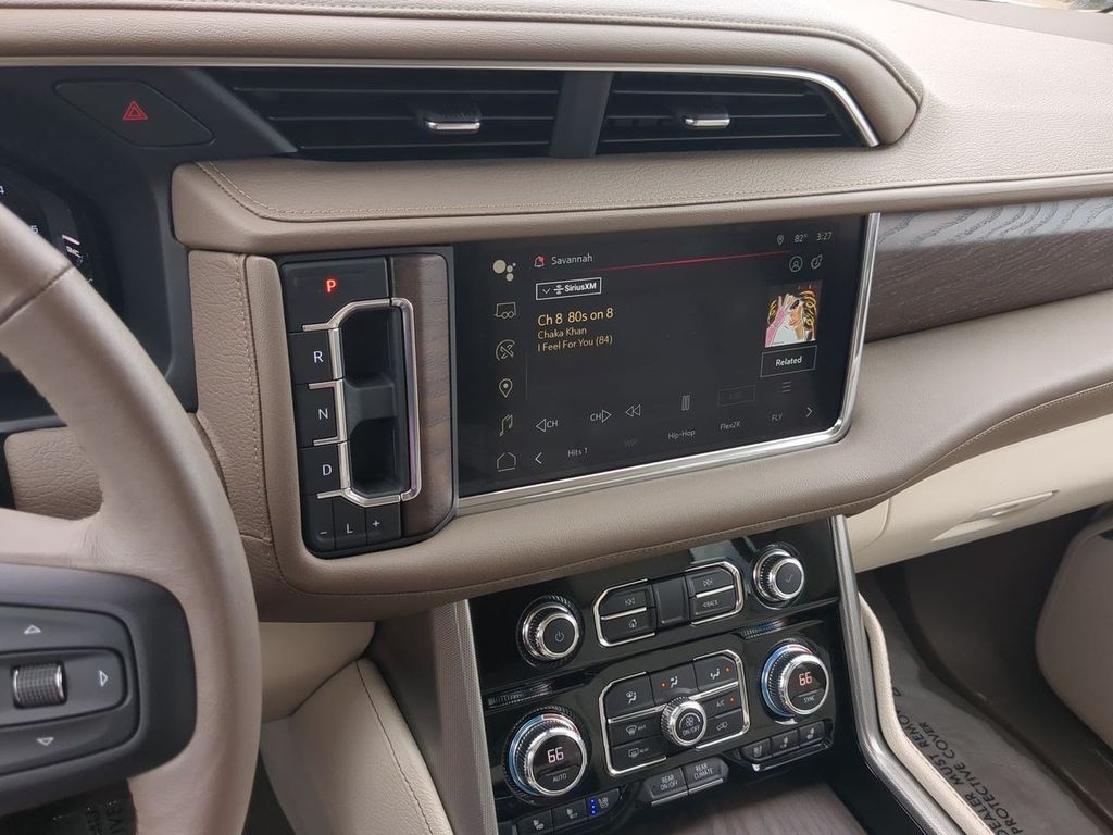 Thumbnail: 2022 GMC Yukon XL - 14