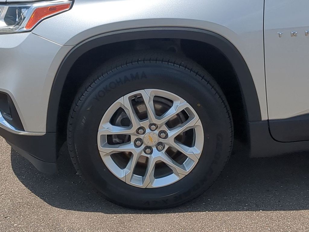 Thumbnail: 2020 Chevrolet Traverse - 8