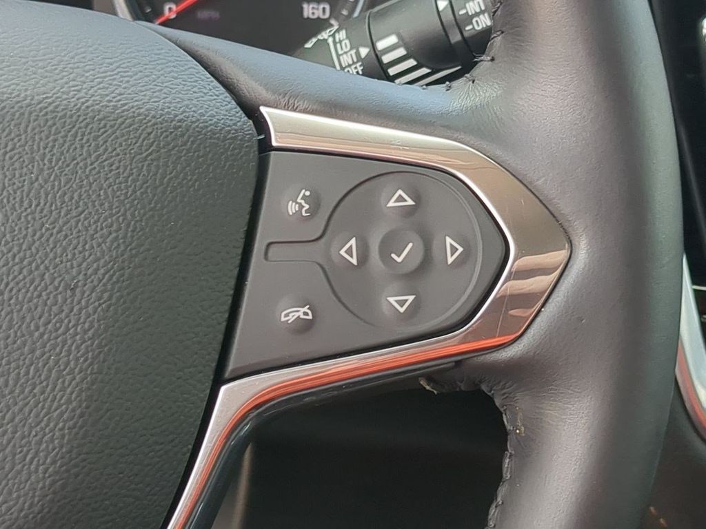 Thumbnail: 2020 Chevrolet Traverse - 28