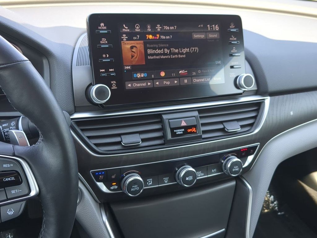 Thumbnail: 2018 Honda Accord - 13