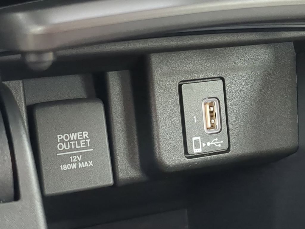 Thumbnail: 2018 Honda Accord - 32