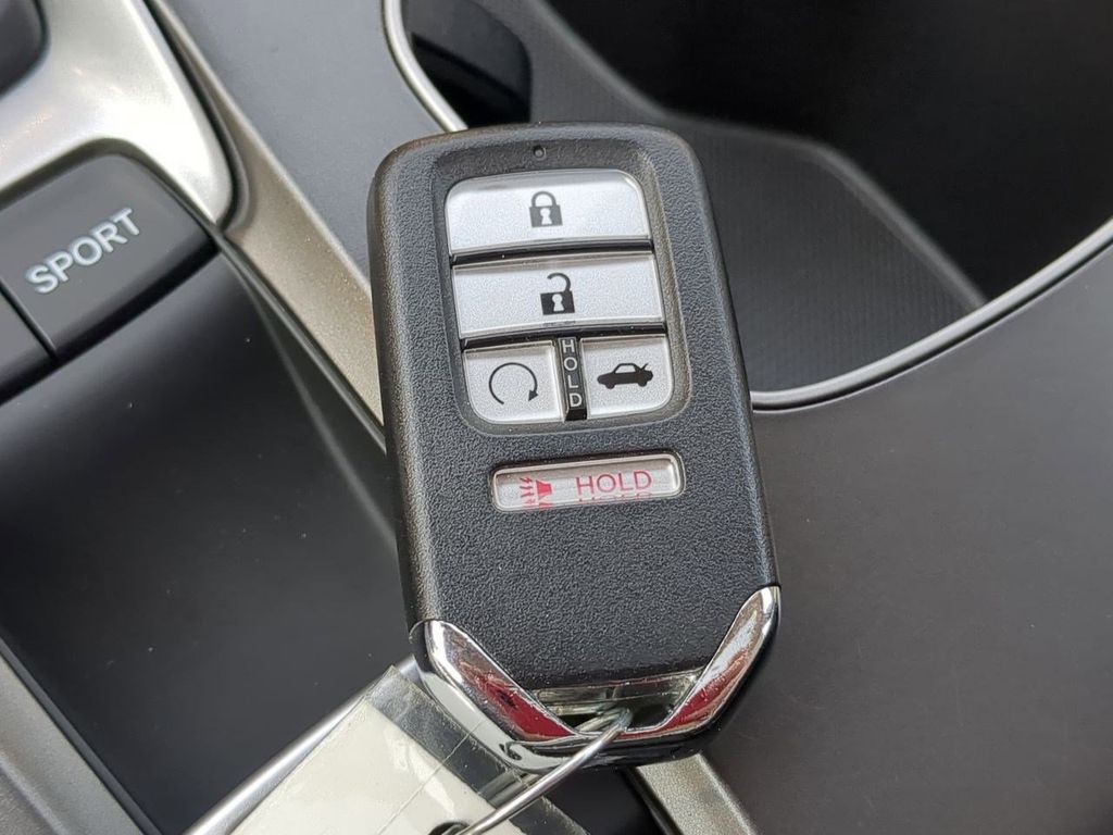 Thumbnail: 2018 Honda Accord - 33