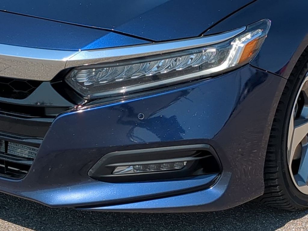 Thumbnail: 2018 Honda Accord - 21