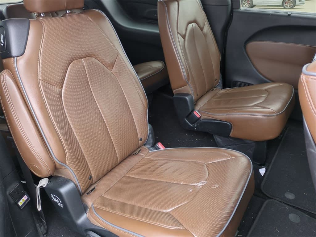 Thumbnail: 2017 Chrysler Pacifica - 26