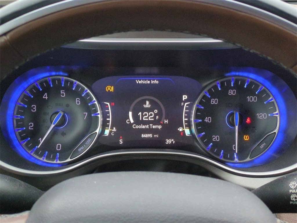 Thumbnail: 2017 Chrysler Pacifica - 36