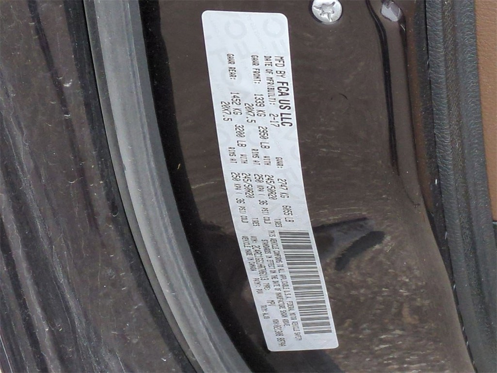 Thumbnail: 2017 Chrysler Pacifica - 19