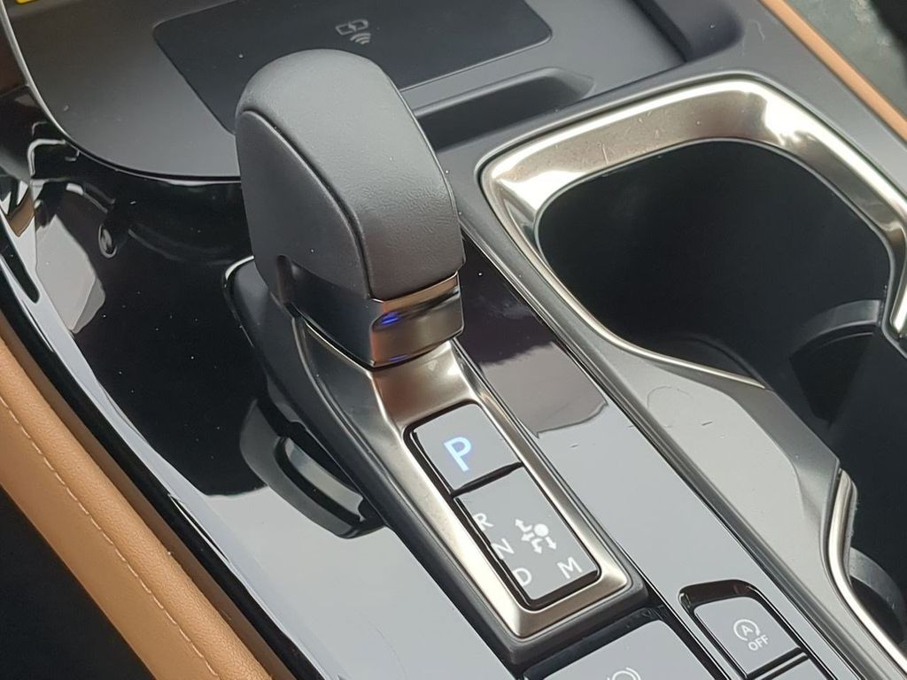 Thumbnail: 2024 Lexus ES - 15