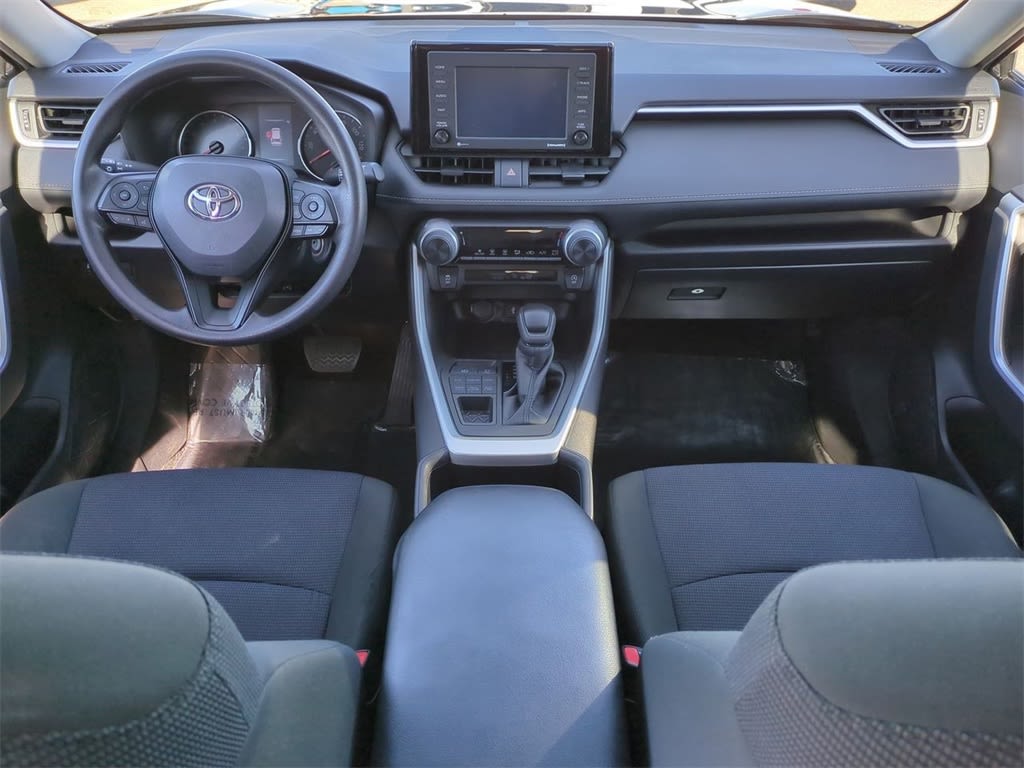 Thumbnail: 2022 Toyota RAV4 - 9