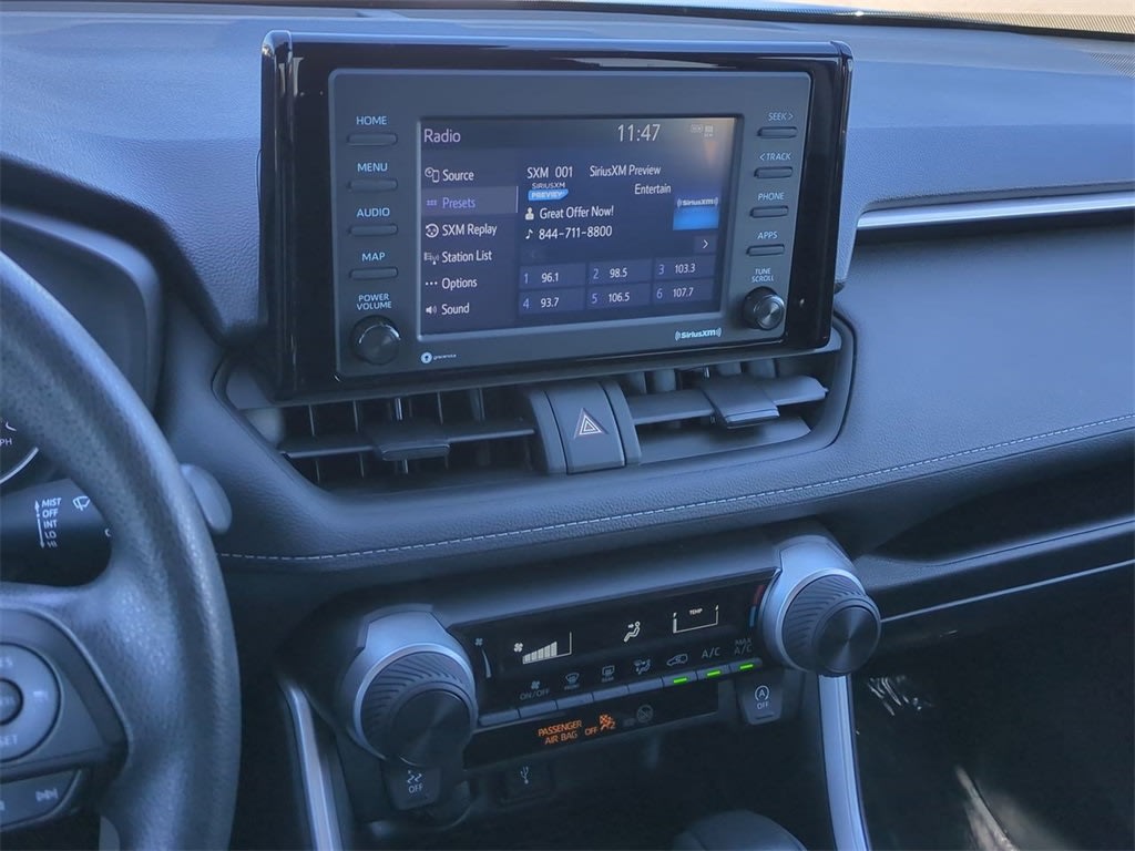 Thumbnail: 2022 Toyota RAV4 - 14