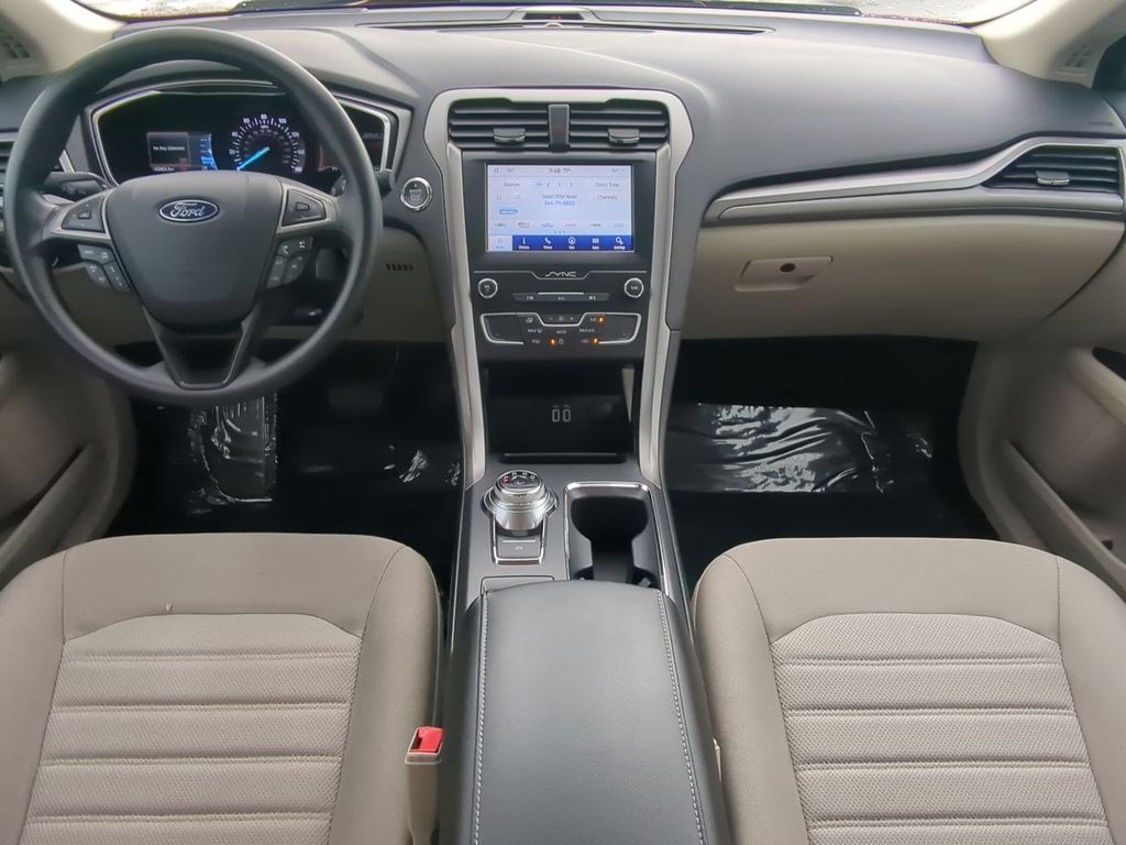 Thumbnail: 2020 Ford Fusion - 9